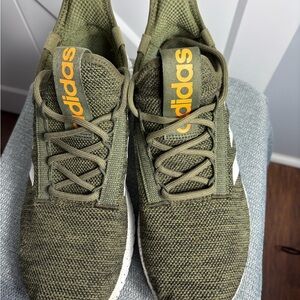 Adidas Kaptir 2.0 (Focus Olive) Cloud White/ Core By Black Sneakers Size 10.5